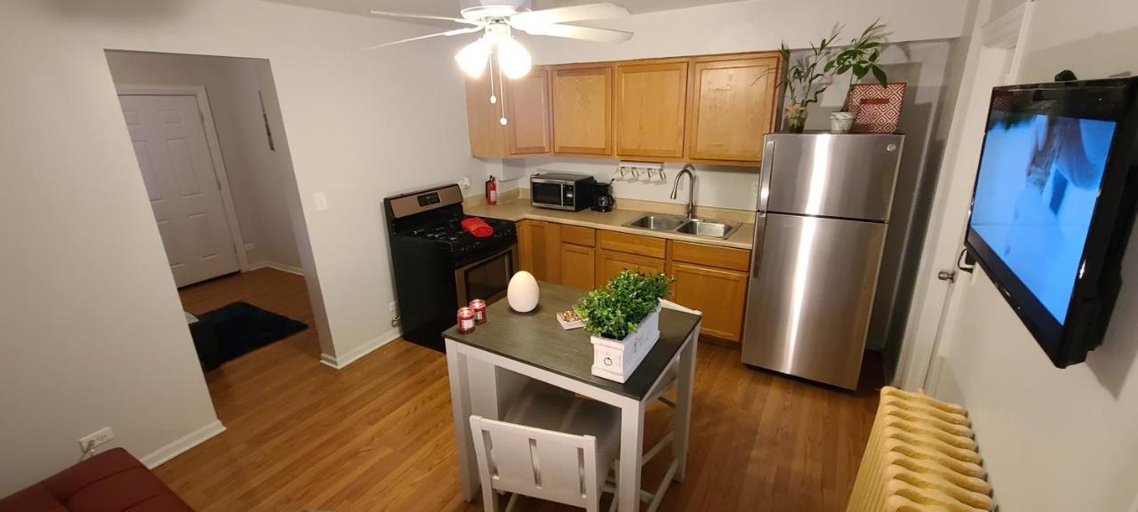 Cozy 1 Bedroom, 1 Min From Irving Park Blue Line, Free Parking ชิคาโก ภายนอก รูปภาพ
