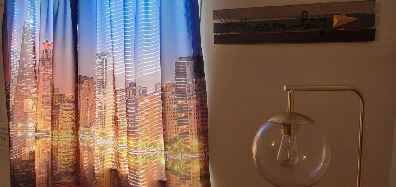 Cozy 1 Bedroom, 1 Min From Irving Park Blue Line, Free Parking ชิคาโก ภายนอก รูปภาพ
