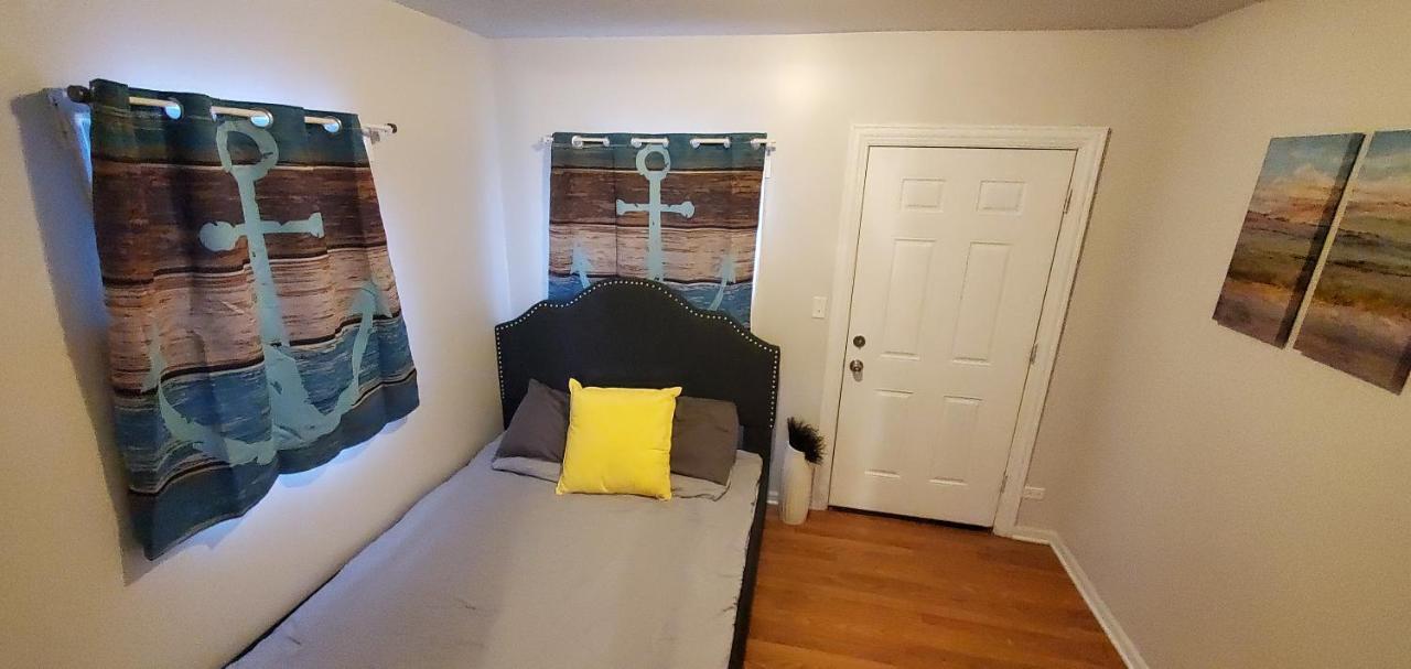 Cozy 1 Bedroom, 1 Min From Irving Park Blue Line, Free Parking ชิคาโก ภายนอก รูปภาพ